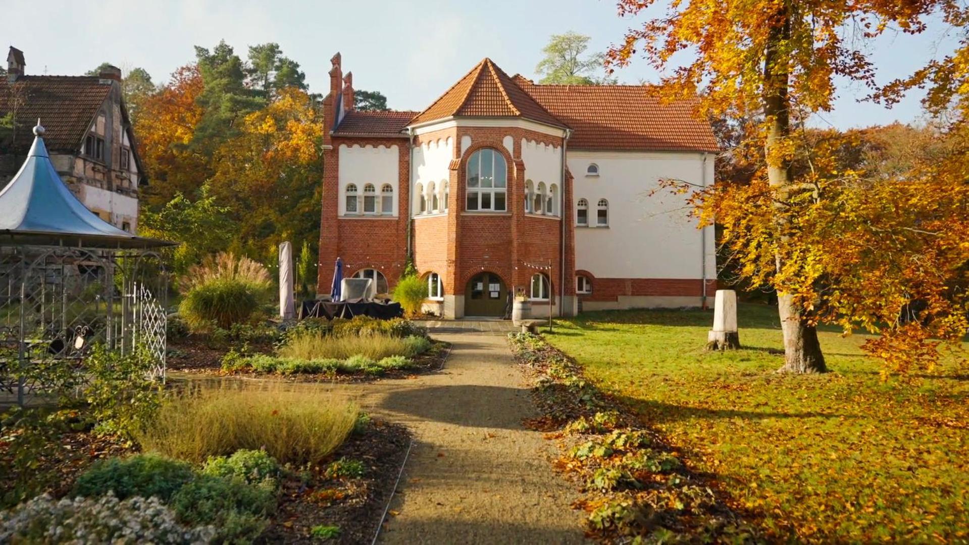 Parkresidenz Lychen, 10 Lychen